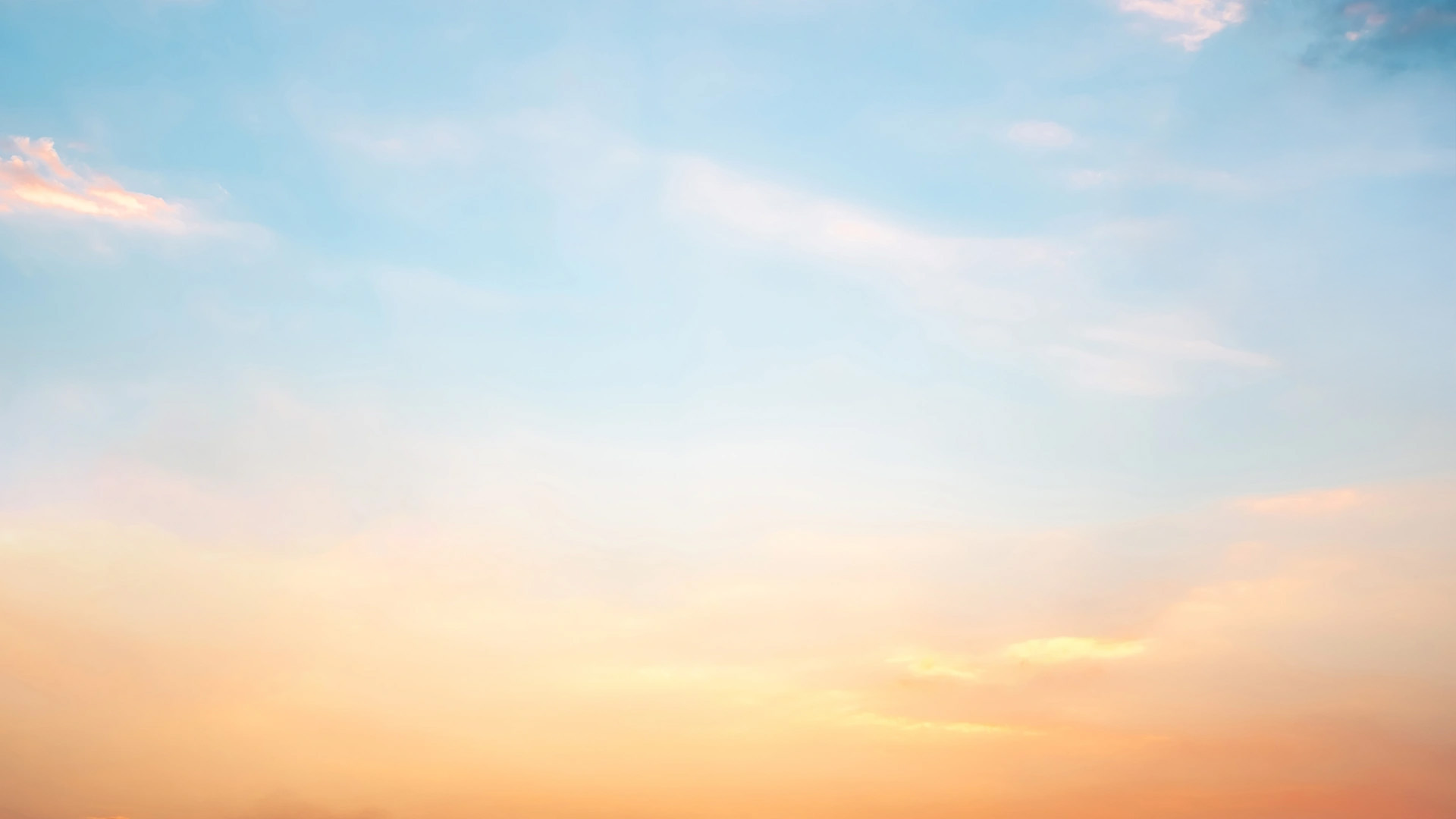 Warmer sonniger Himmel 